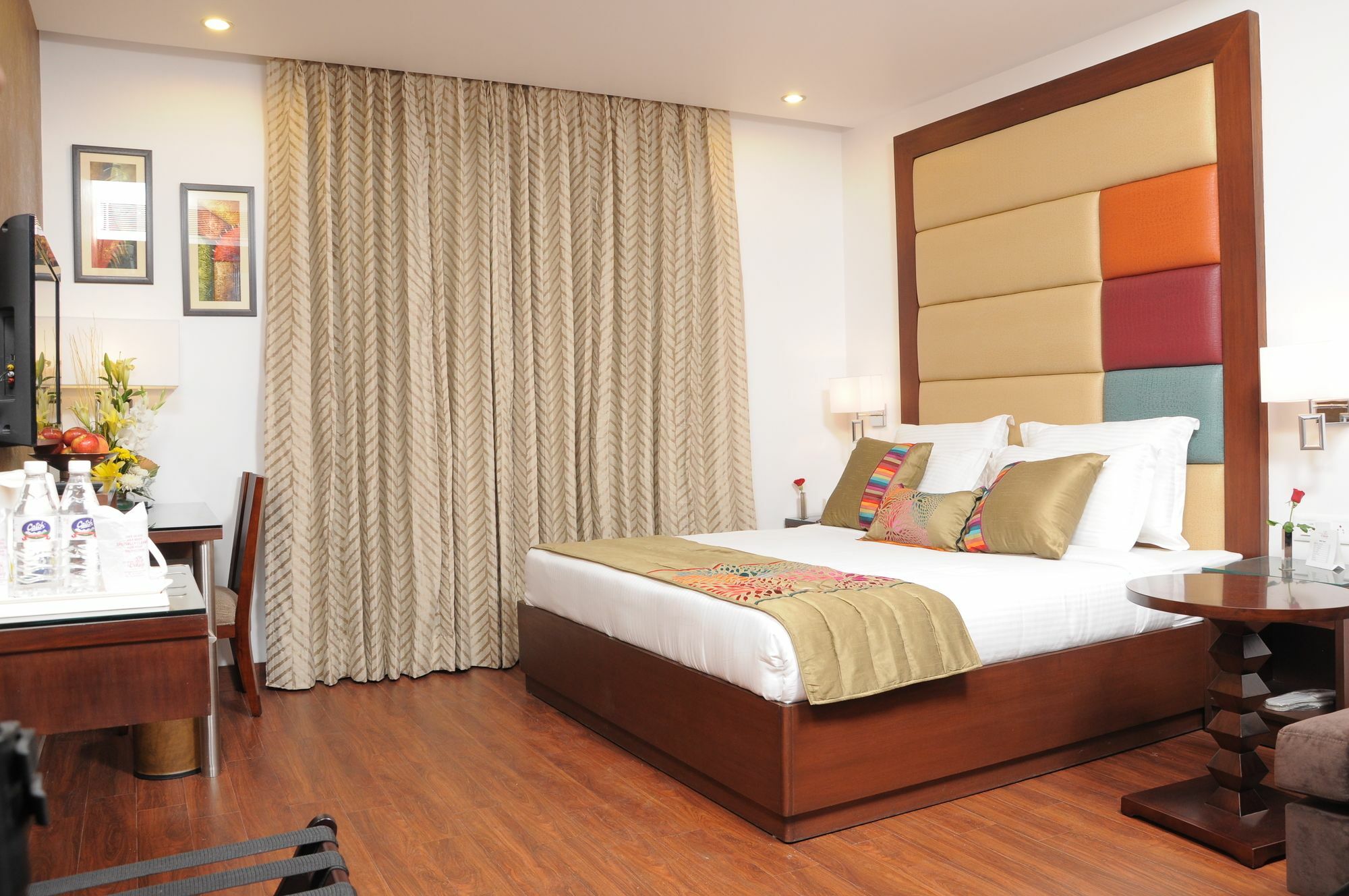 The Grand Vikalp By Saga Hotels New Delhi Exterior foto